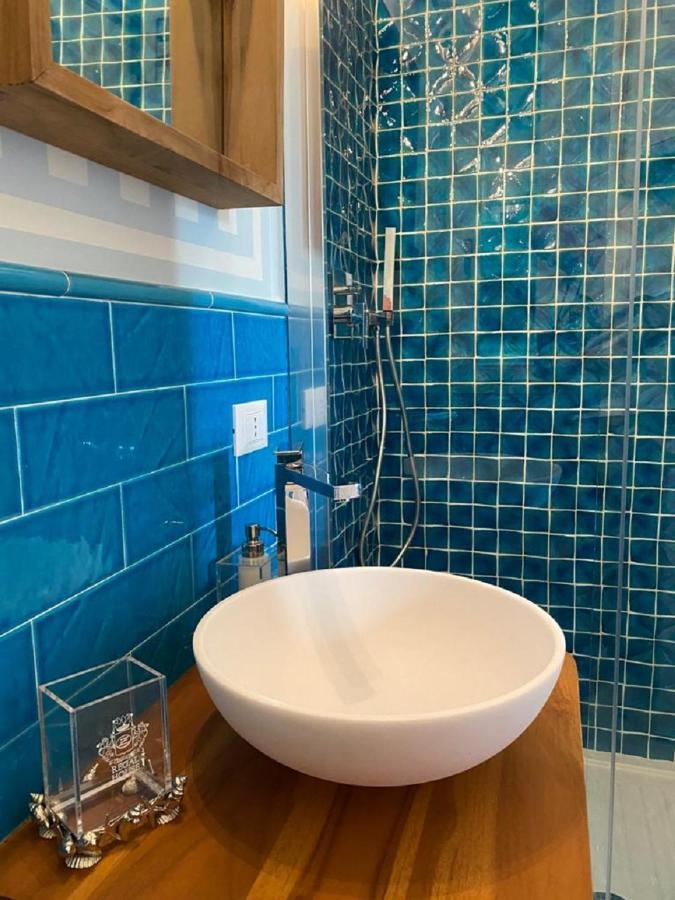 Готель Regal House Anzio 2 Екстер'єр фото