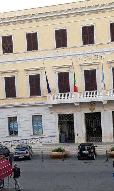 Готель Regal House Anzio 2 Екстер'єр фото