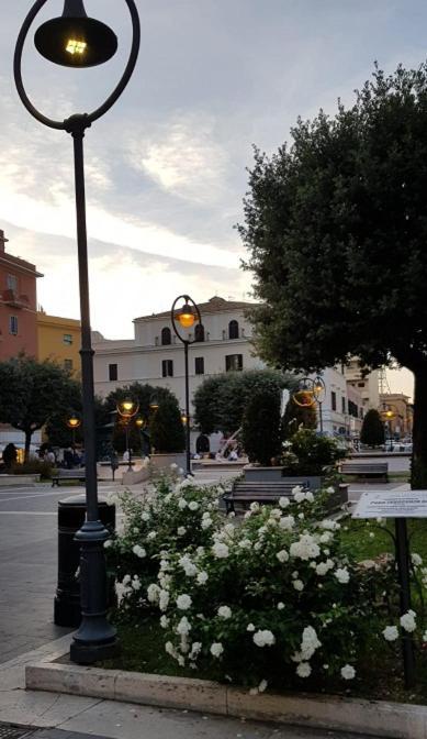 Готель Regal House Anzio 2 Екстер'єр фото
