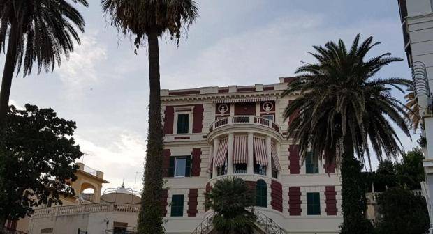 Готель Regal House Anzio 2 Екстер'єр фото
